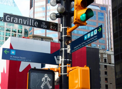 商業街導視牌越看越暈？標識系統規劃設計的功能