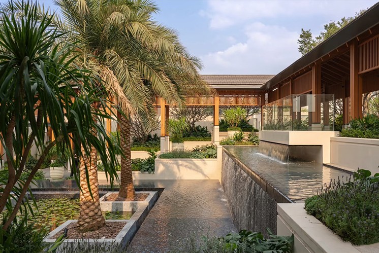 中山原墅：光影雕花間的詩意棲居，導視牌的美學與功能融合